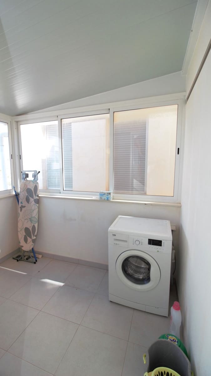 3 makuuhuone Huvila myytävänä paikassa Orihuela Costa mukana uima-altaan - 389 000 € (Ref: 9494443)