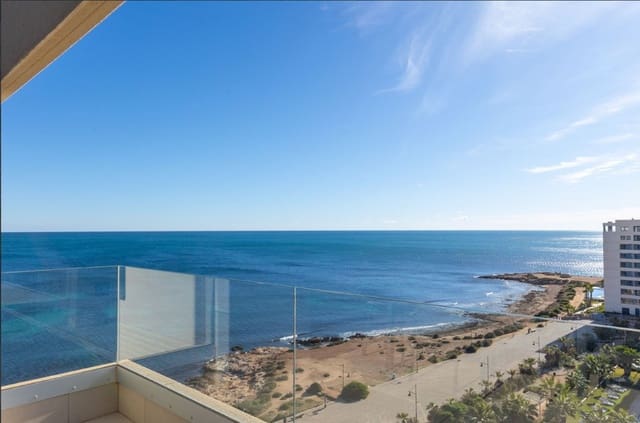 3 soverom Penthouse til salgs i Punta Prima, Torrevieja med svømmebasseng - € 765 000 (Ref: 9494445)