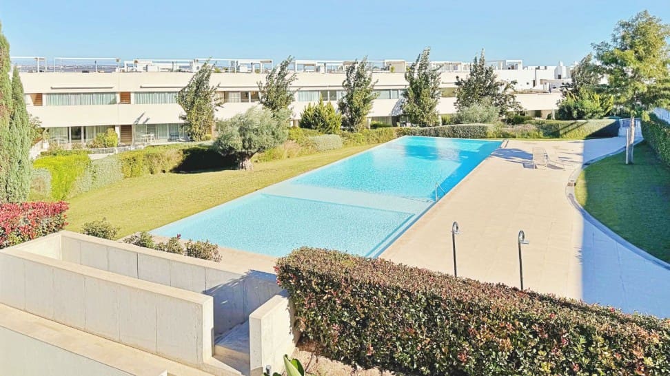 3 slaapkamer Penthouse te koop in Los Balcones met zwembad garage - € 360.000 (Ref: 9494446)