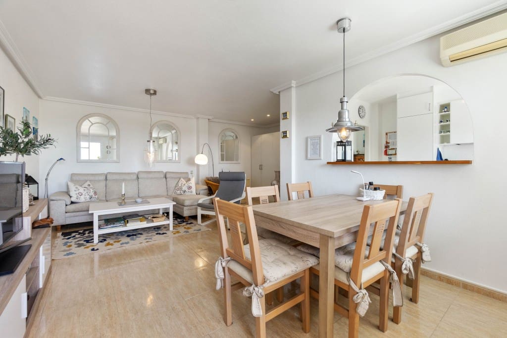 2 sovrum Hus till salu i Playa Flamenca med pool - 249 999 € (Ref: 9494448)