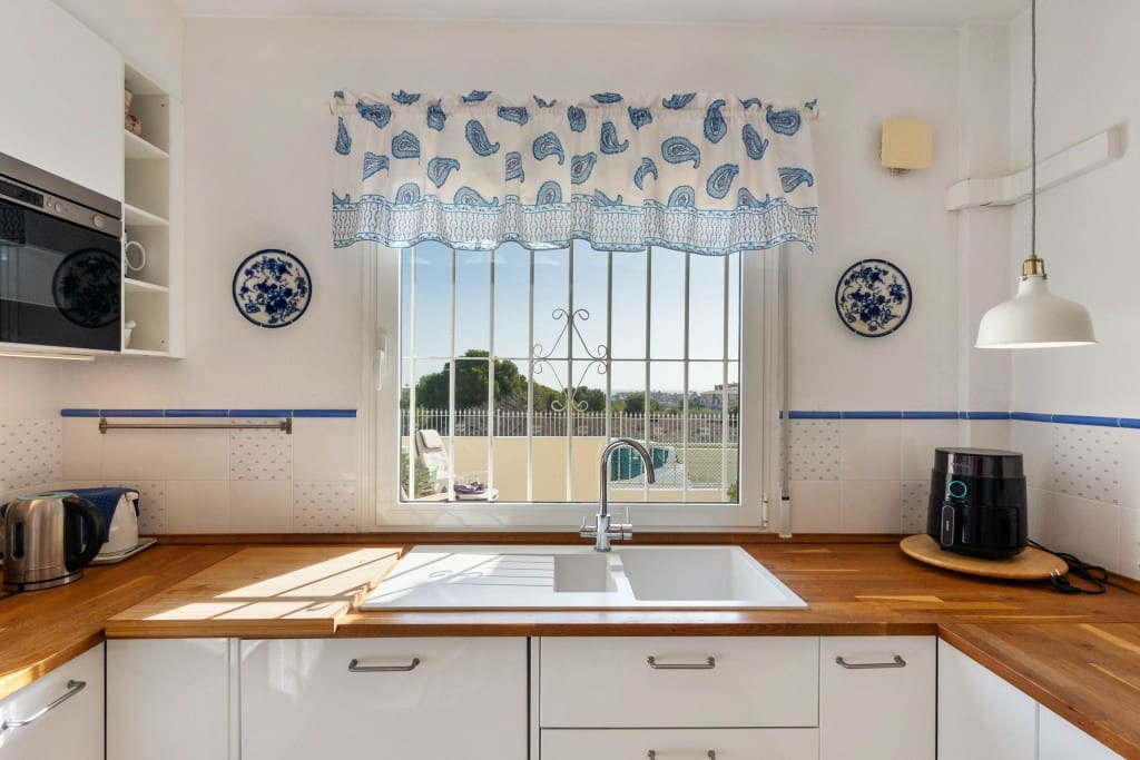 2 sovrum Hus till salu i Playa Flamenca med pool - 249 999 € (Ref: 9494448)