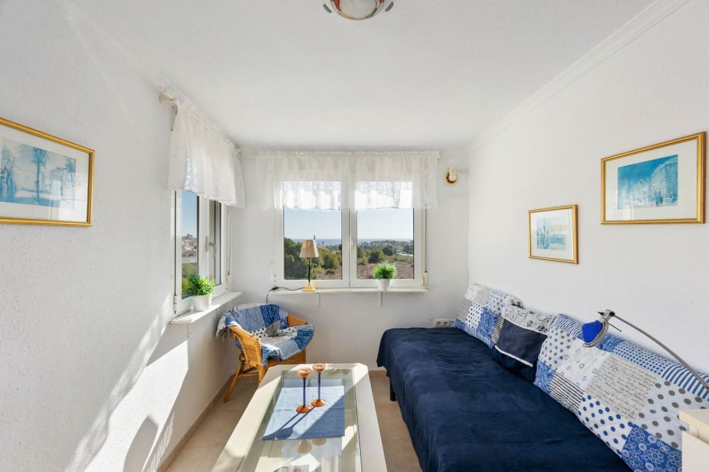 2 sovrum Hus till salu i Playa Flamenca med pool - 249 999 € (Ref: 9494448)