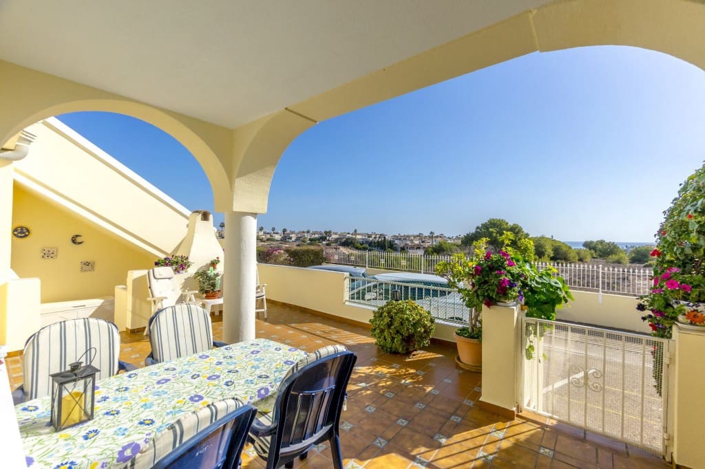 2 sovrum Hus till salu i Playa Flamenca med pool - 249 999 € (Ref: 9494448)