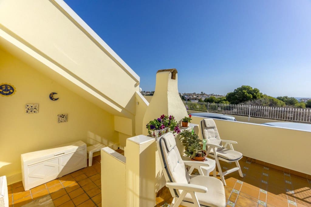 2 sovrum Hus till salu i Playa Flamenca med pool - 249 999 € (Ref: 9494448)