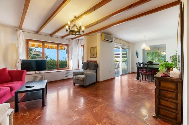 6 slaapkamer Villa te koop in Alicante stad - € 549.000 (Ref: 9496894)