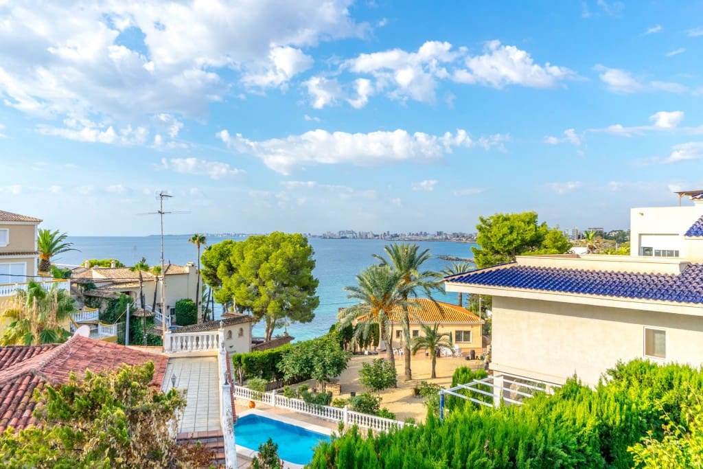 6 slaapkamer Villa te koop in Alicante stad - € 549.000 (Ref: 9496894)