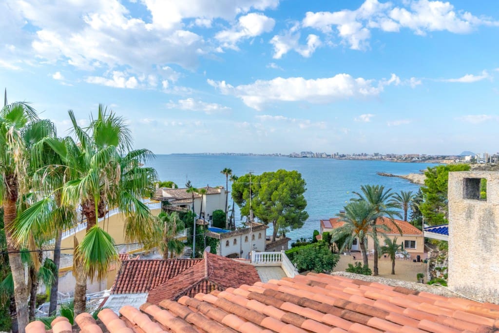 6 slaapkamer Villa te koop in Alicante stad - € 549.000 (Ref: 9496894)