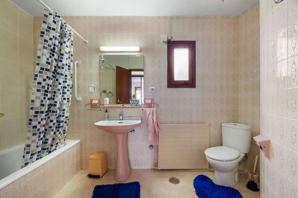 6 slaapkamer Villa te koop in Alicante stad - € 549.000 (Ref: 9496894)