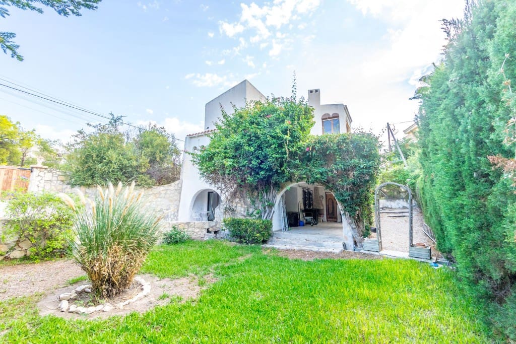 6 slaapkamer Villa te koop in Alicante stad - € 549.000 (Ref: 9496894)