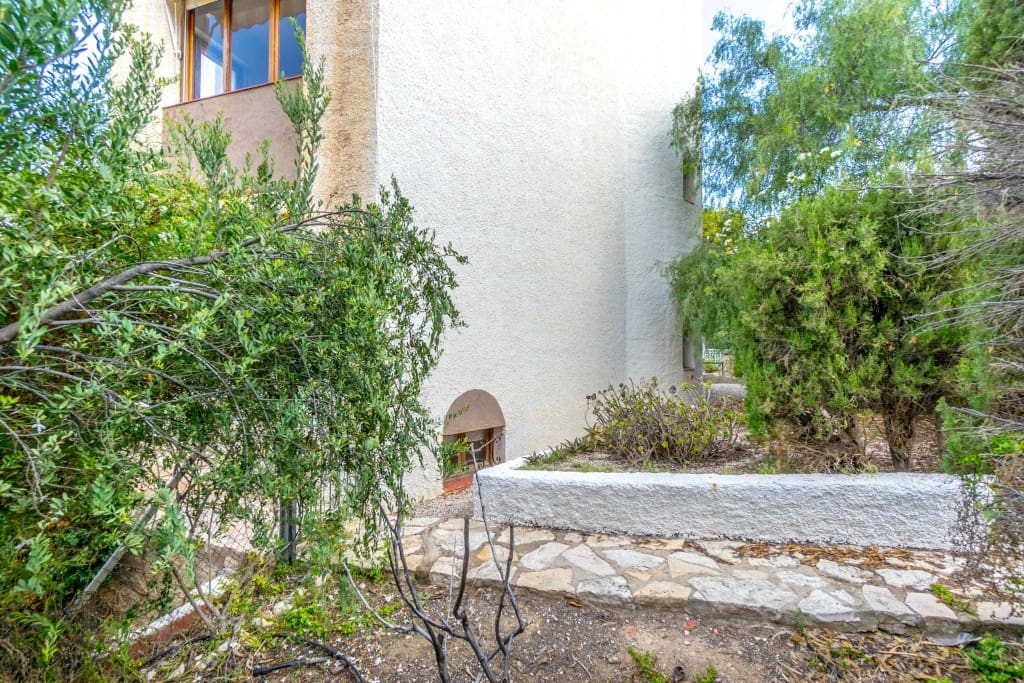 6 slaapkamer Villa te koop in Alicante stad - € 549.000 (Ref: 9496894)