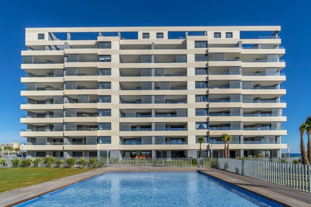 2 bedroom Apartment for sale in Punta Prima with pool - € 475,000 (Ref: 9496895)