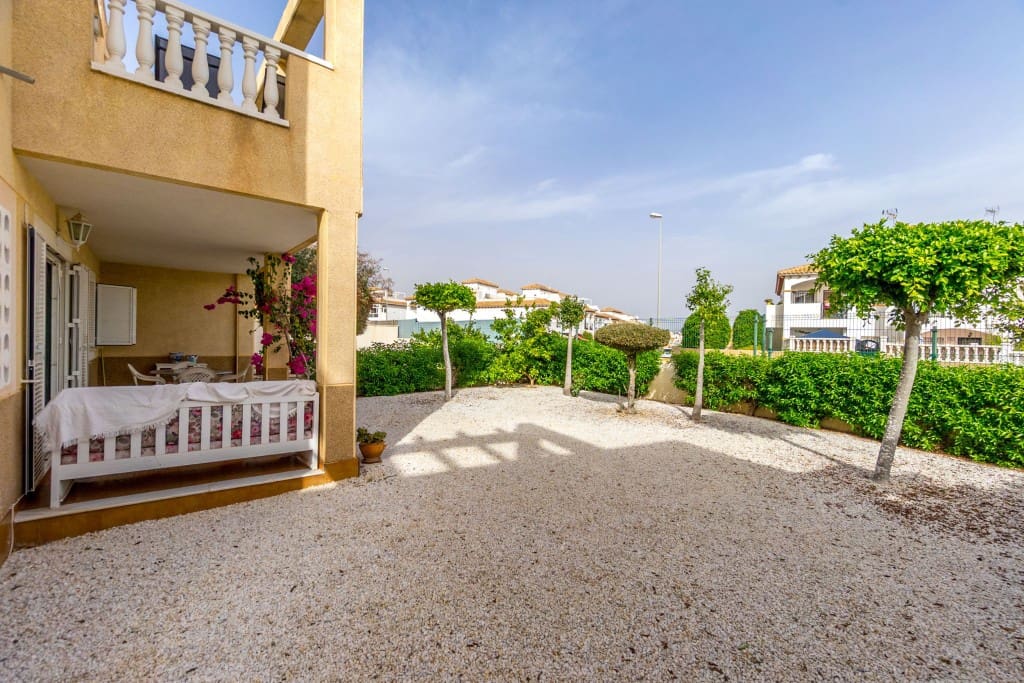 3 slaapkamer Appartement te koop in Playa Flamenca met zwembad garage - € 254.900 (Ref: 9496897)