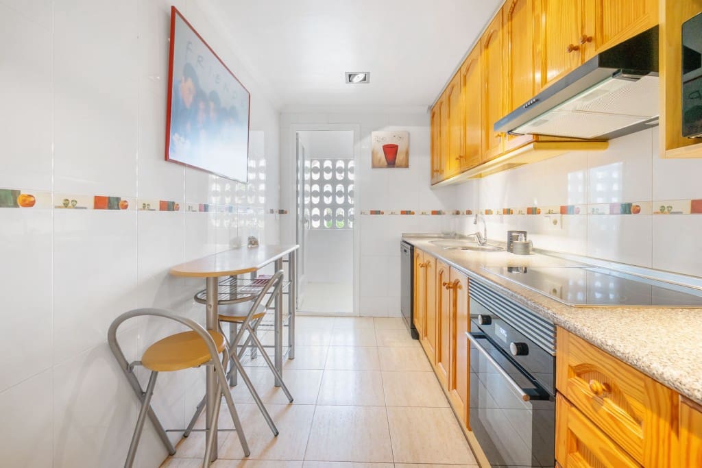 3 slaapkamer Appartement te koop in Playa Flamenca met zwembad garage - € 254.900 (Ref: 9496897)