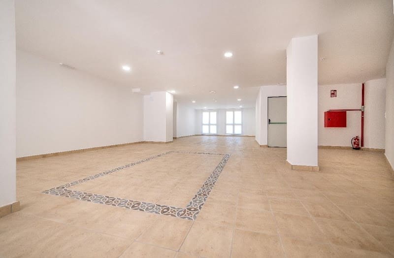 20 slaapkamer Hotel te koop in Alicante stad met garage - € 3.500.000 (Ref: 9496900)