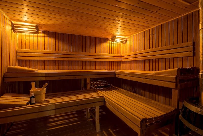 20 slaapkamer Hotel te koop in Alicante stad met garage - € 3.500.000 (Ref: 9496900)