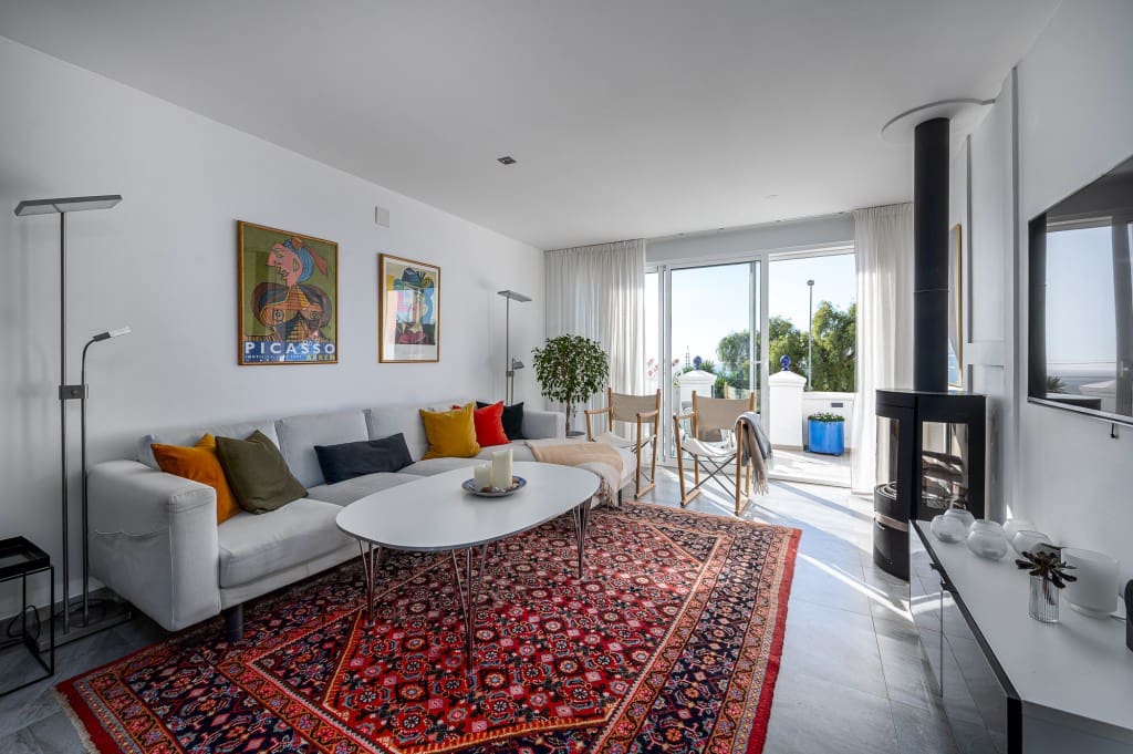 3 soveværelse Semi-Rækkehus til salg i Nerja med swimmingpool garage - € 525.000 (Ref: 9501878)