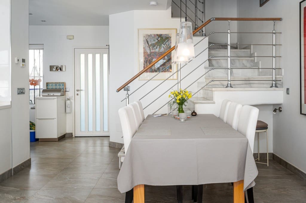 3 soveværelse Semi-Rækkehus til salg i Nerja med swimmingpool garage - € 525.000 (Ref: 9501878)