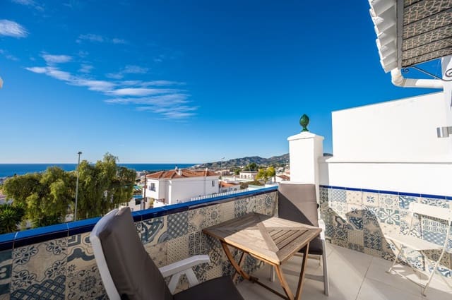 3 soveværelse Semi-Rækkehus til salg i Nerja med swimmingpool garage - € 525.000 (Ref: 9501878)