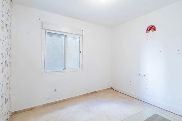 2 slaapkamer Appartement te koop in Centro, Estepona met garage - € 370.000 (Ref: 9508426)