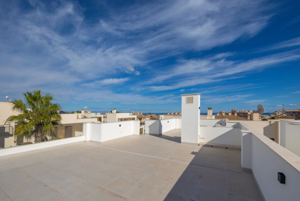 4 makuuhuone Huvila myytävänä paikassa Aguas Nuevas mukana uima-altaan - 750 000 € (Ref: 9518478)