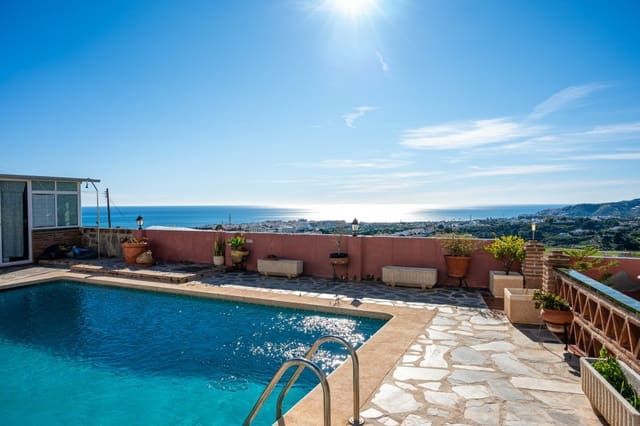 6 slaapkamer Villa te koop in Nerja met zwembad - € 1.100.000 (Ref: 9526180)