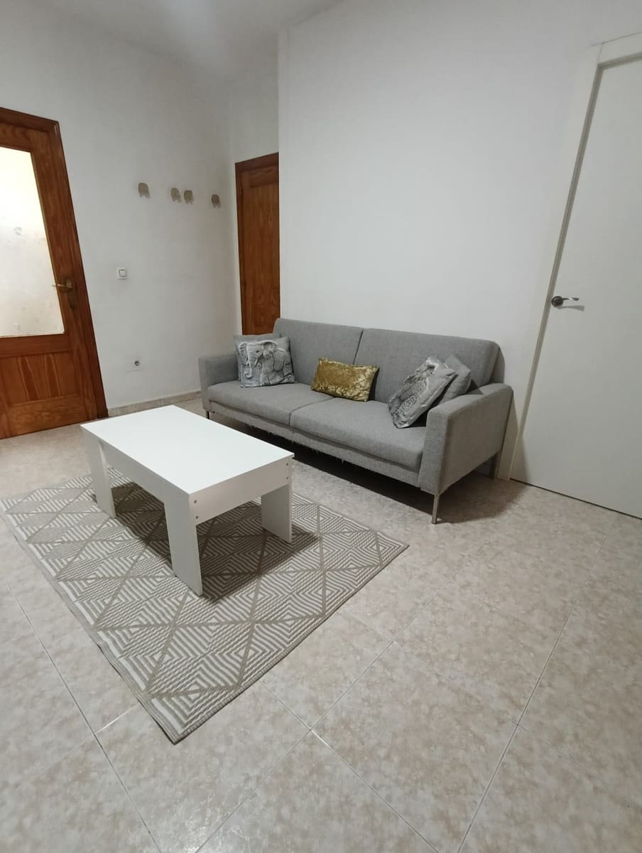 3 sovrum Hus till salu i La Siesta med pool garage - 198 000 € (Ref: 9529487)