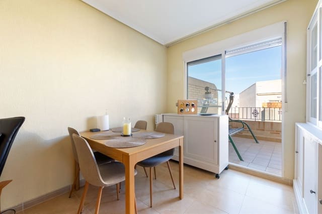 2 makuuhuone Kattohuoneisto myytävänä paikassa Torrevieja mukana 
autotalli - 189 000 € (Ref: 9535552)