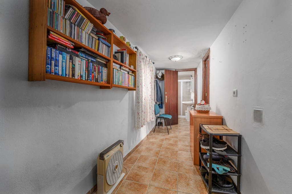 3 soveværelse Villa til salg i Nerja med swimmingpool - € 465.000 (Ref: 9535559)