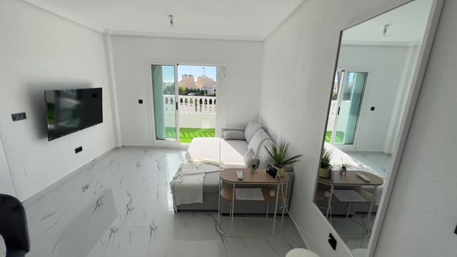 1 camera da letto Attico in vendita in Playa Flamenca, Orihuela con piscina - 162.000 € (Rif: 9535562)