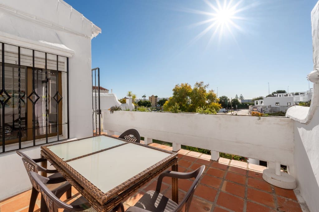 Casa de 2 habitaciones en Nerja en venta con piscina - 290.000 € (Ref: 9540831)