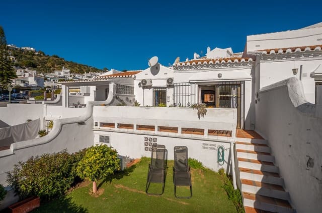 2 soveværelse Byhus til salg i Nerja med swimmingpool - € 290.000 (Ref: 9540831)