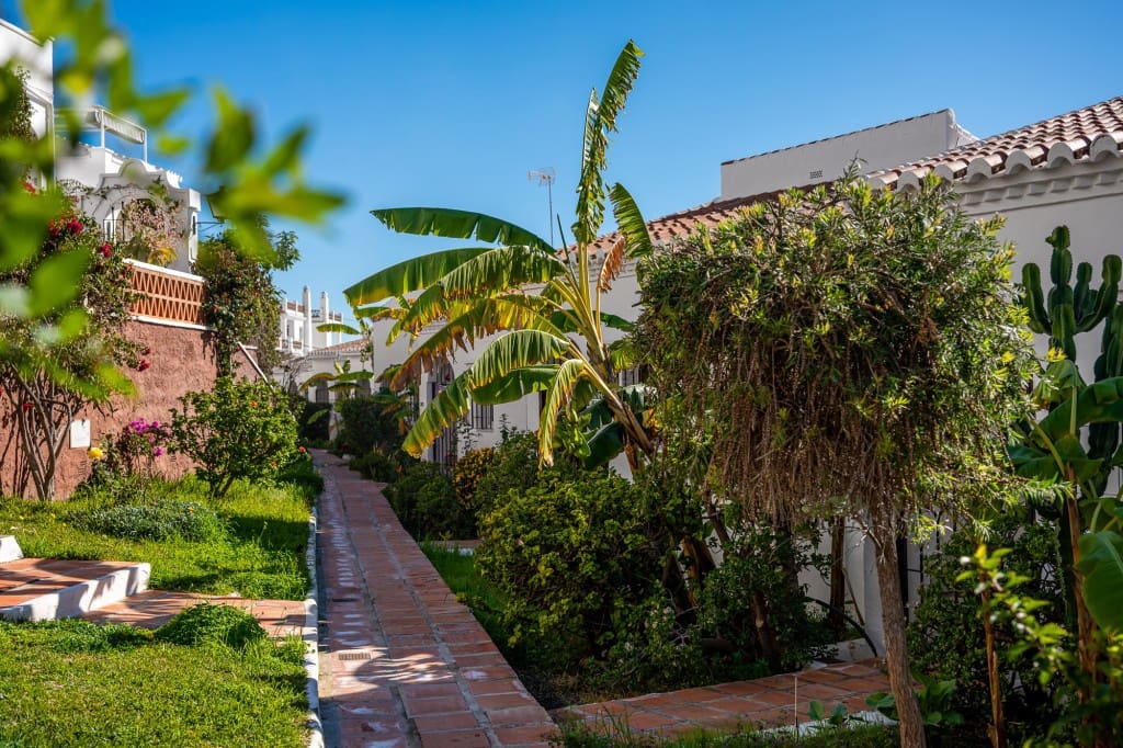 Casa de 2 habitaciones en Nerja en venta con piscina - 290.000 € (Ref: 9540831)