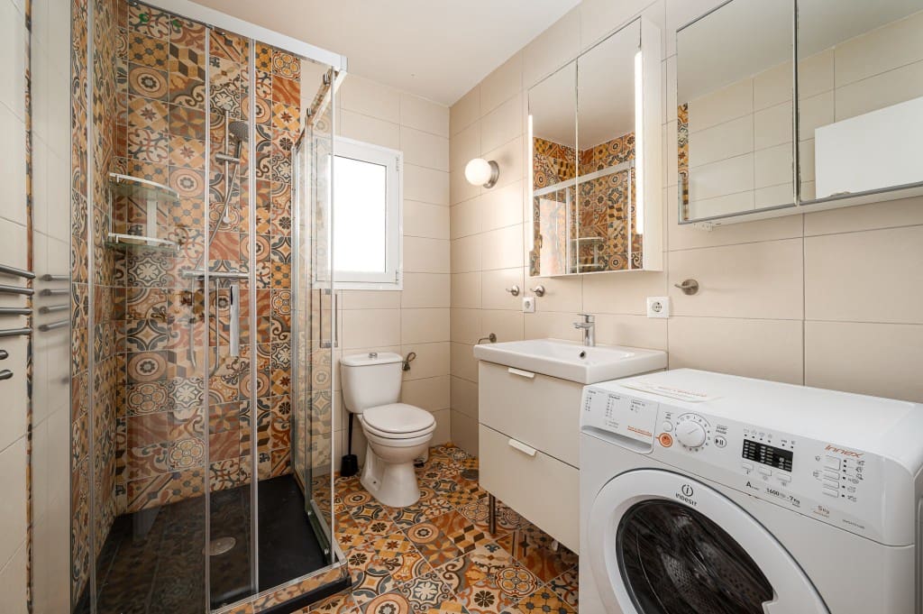 3 soverom Kjedet enebolig til salgs i Nerja med svømmebasseng - € 399 000 (Ref: 9540833)