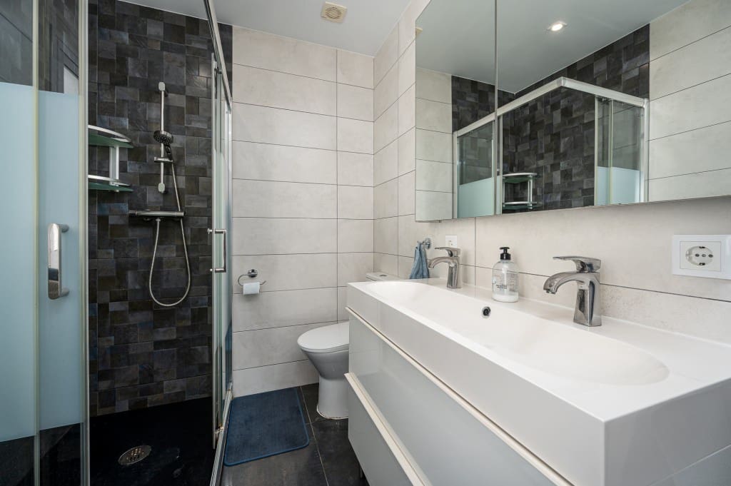 2 slaapkamer Appartement te koop in Nerja met garage - € 299.000 (Ref: 9540834)