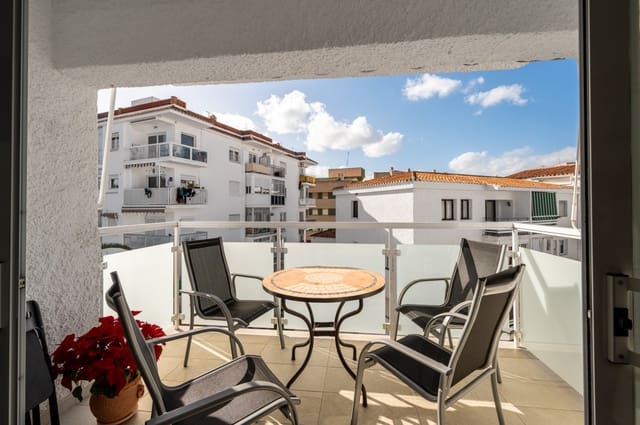 2 slaapkamer Appartement te koop in Nerja met garage - € 299.000 (Ref: 9540834)