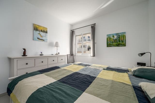 2 slaapkamer Appartement te koop in Nerja met garage - € 299.000 (Ref: 9540834)