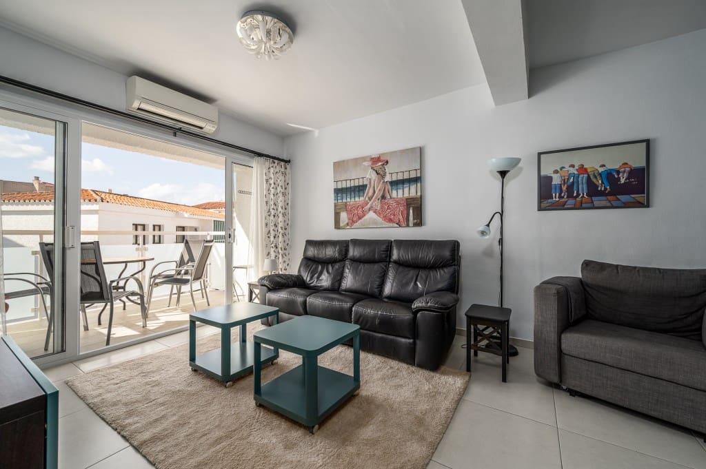 2 slaapkamer Appartement te koop in Nerja met garage - € 299.000 (Ref: 9540834)