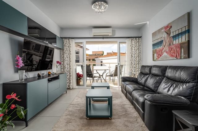 2 slaapkamer Appartement te koop in Nerja met garage - € 299.000 (Ref: 9540834)