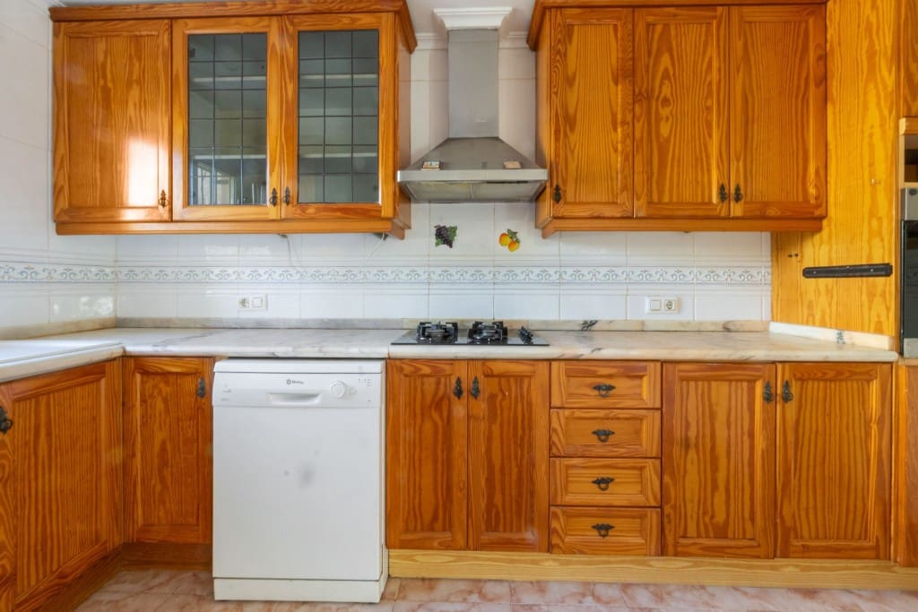 3 Zimmer Villa zu verkaufen in Villamartin mit Pool - 289.000 € (Ref: 9543104)