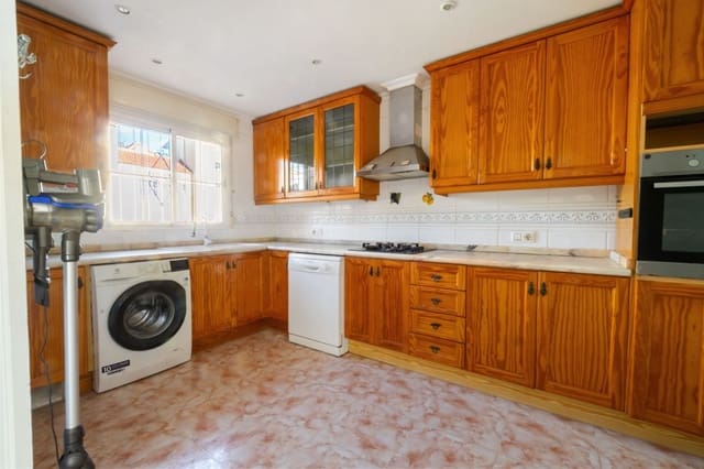 3 makuuhuone Huvila myytävänä paikassa Villamartin, Orihuela mukana uima-altaan - 289 000 € (Ref: 9543104)