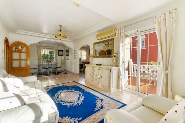 3 makuuhuone Huvila myytävänä paikassa Villamartin, Orihuela mukana uima-altaan - 289 000 € (Ref: 9543104)