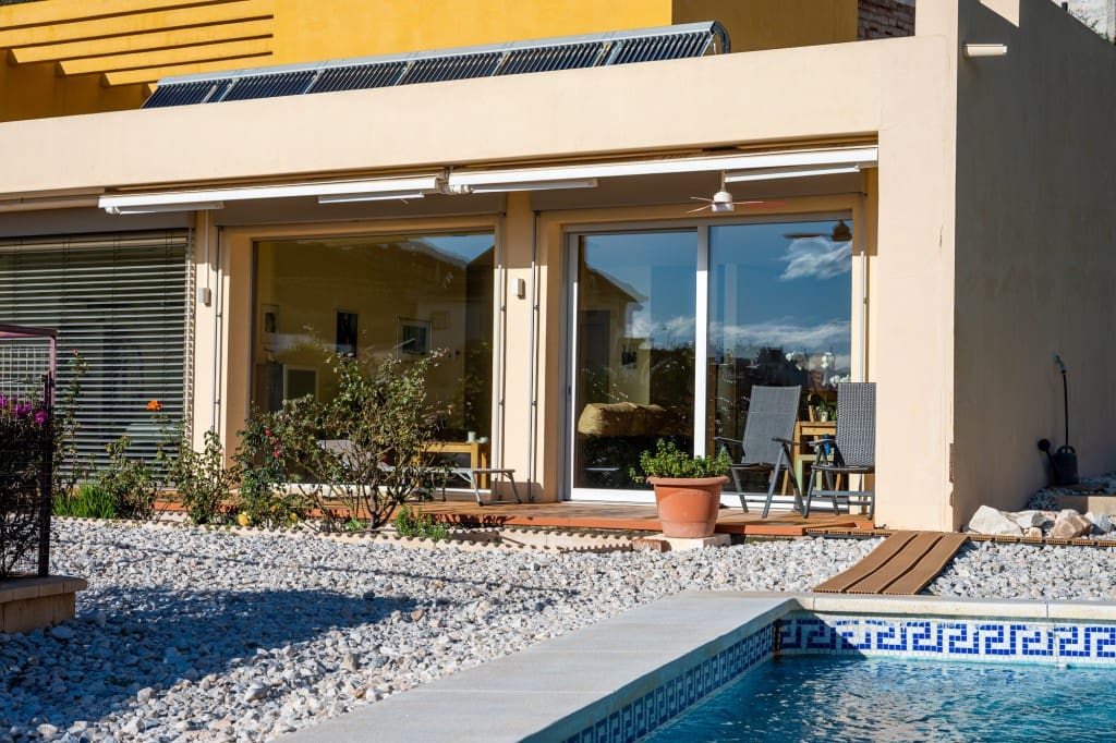 Chalet de 3 habitaciones en El Peñoncillo en venta con piscina garaje - 995.000 € (Ref: 9547724)