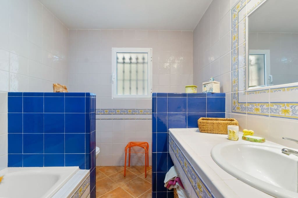 5 sypialnia Willa na sprzedaż w San Miguel de Salinas z basenem garażem - 495 000 € (Ref: 9554622)