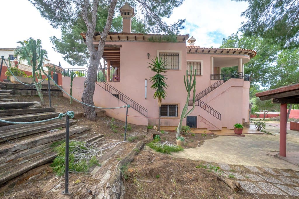 5 sypialnia Willa na sprzedaż w San Miguel de Salinas z basenem garażem - 495 000 € (Ref: 9554622)