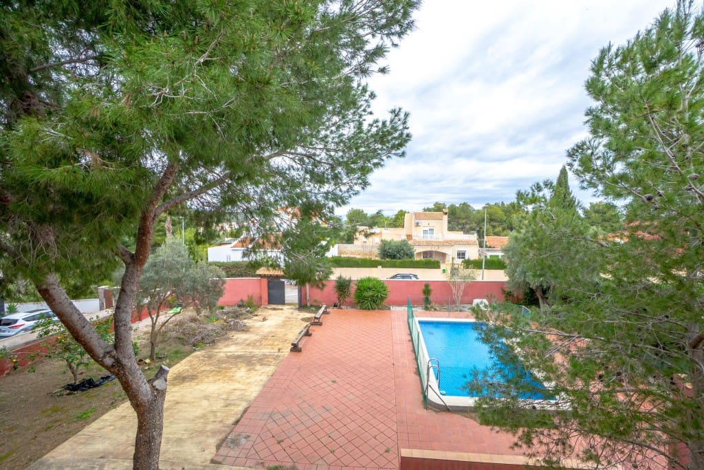 5 sypialnia Willa na sprzedaż w San Miguel de Salinas z basenem garażem - 495 000 € (Ref: 9554622)