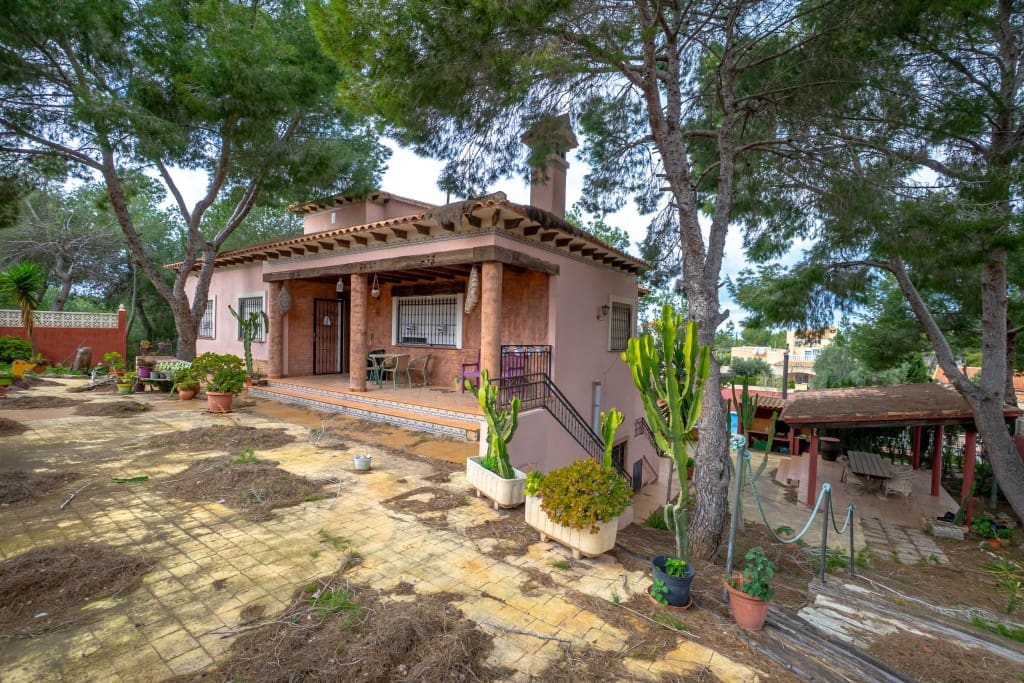 5 sypialnia Willa na sprzedaż w San Miguel de Salinas z basenem garażem - 495 000 € (Ref: 9554622)