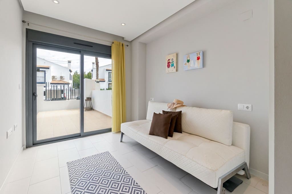 2 Zimmer Apartment zu verkaufen in Villamartin mit Pool - 255.000 € (Ref: 9554623)