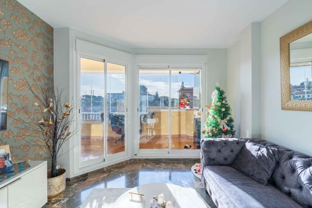 2 makuuhuone Huoneisto myytävänä paikassa Torreblanca, Fuengirola mukana uima-altaan 
autotalli - 330 000 € (Ref: 9564376)