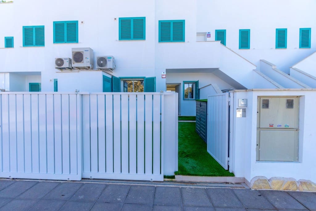 3 slaapkamer Appartement te koop in Torre de la Horadada met zwembad garage - € 395.000 (Ref: 9564379)