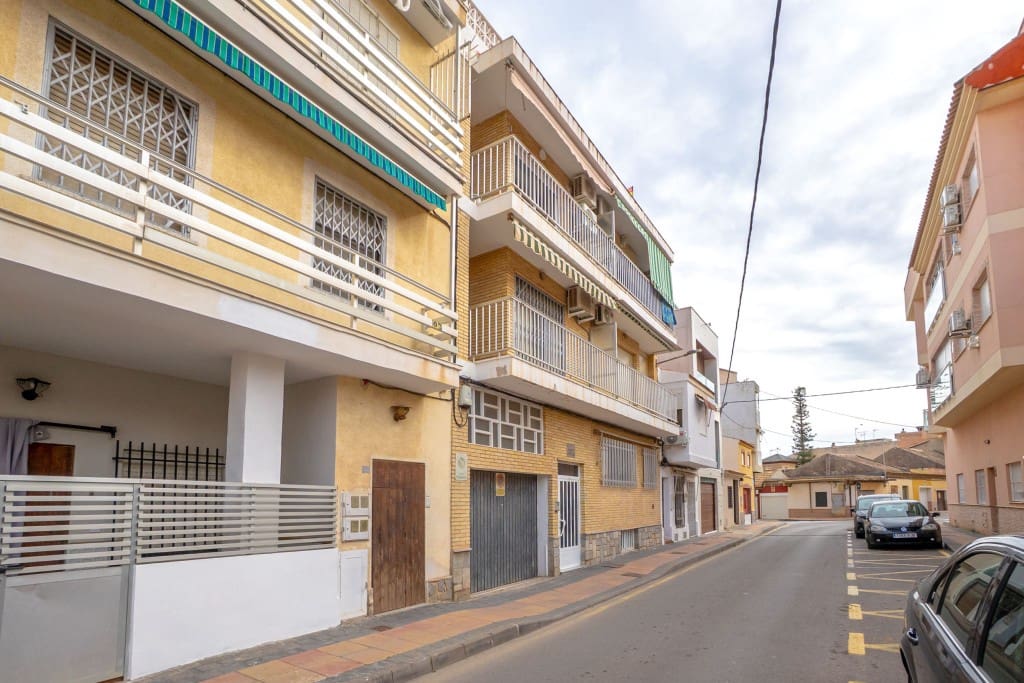 3 makuuhuone Huoneisto myytävänä paikassa Los Alcazares - 229 000 € (Ref: 9568069)